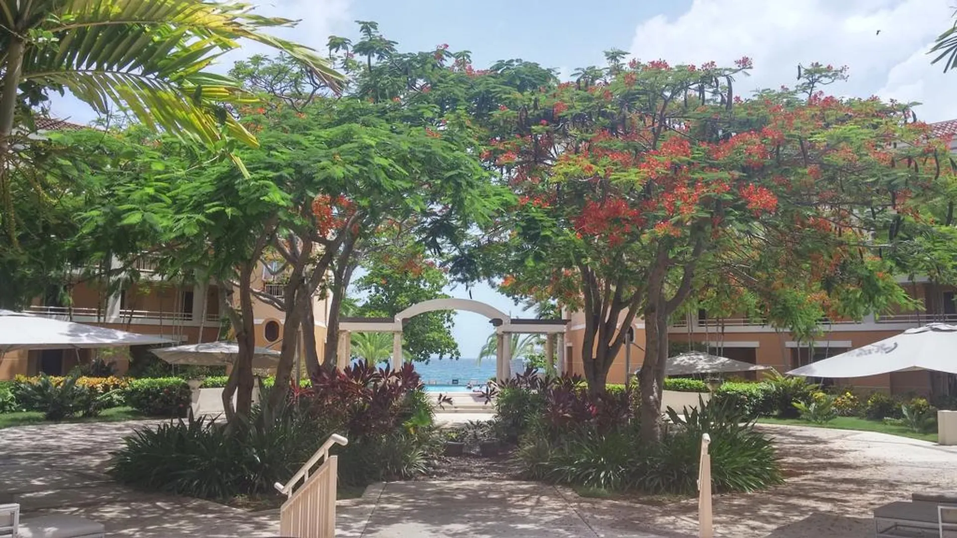 Hotel Rincon Beach Resort